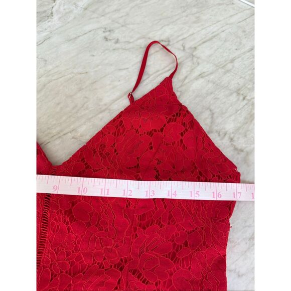 Astr the Label Women's Spaghetti Strap red Lace Sheath Dress Size M - Picture 6 of 9